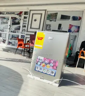 Unique Best 70 Liters Top Freezer Grey Tabletop Singledoor
