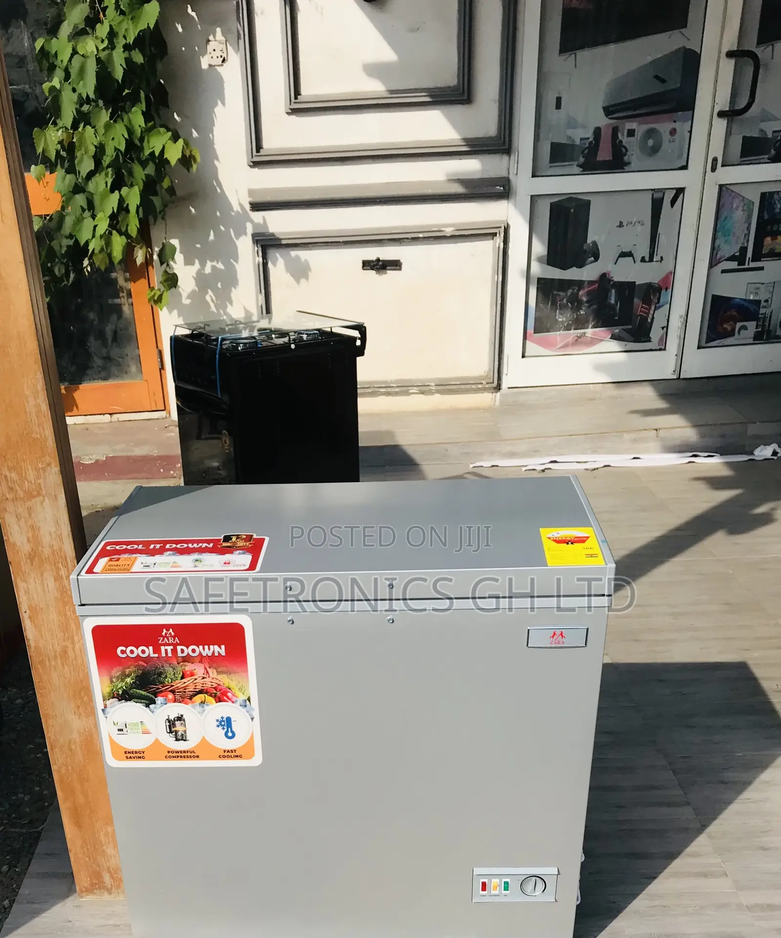 Lockable Quality Singledoor Zara 200 Liters Grey Freezer