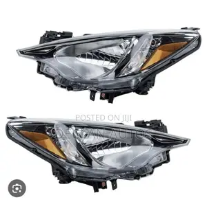 Toyota Yaris Ia 2018 Headlights