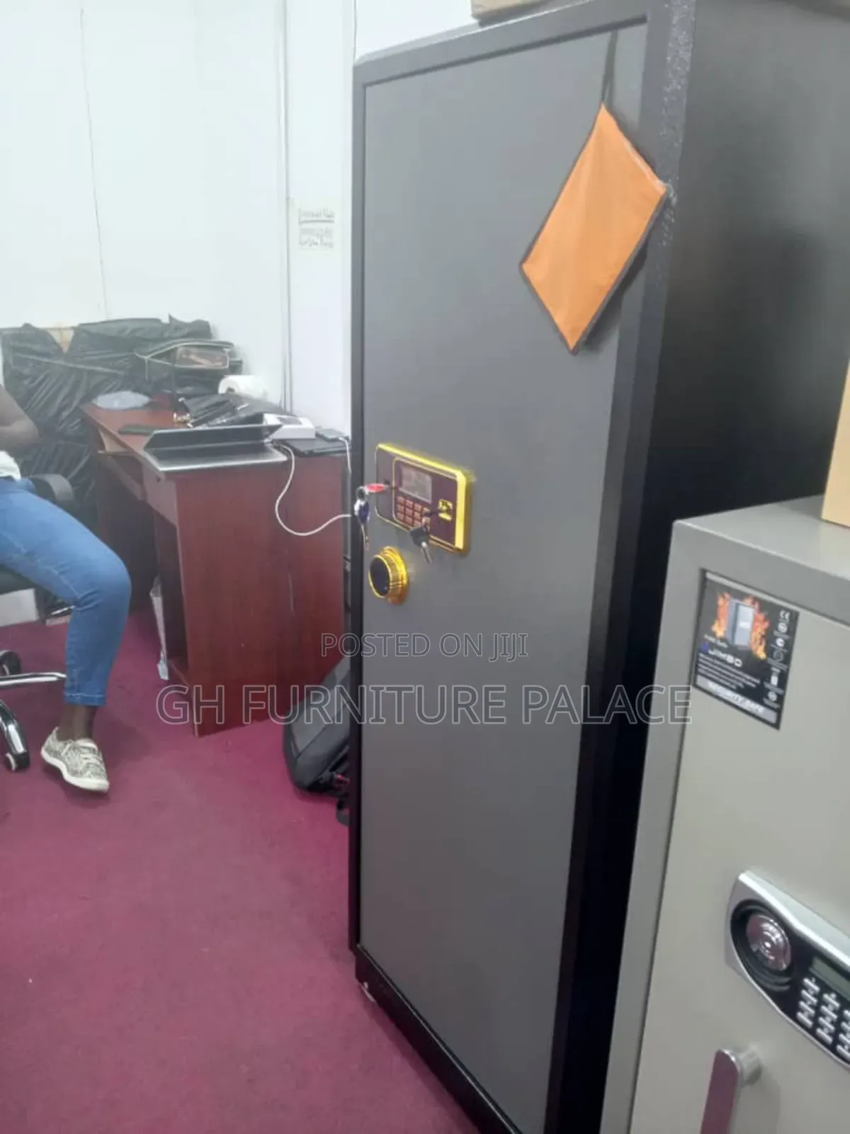 Metal Safe for Office and Home