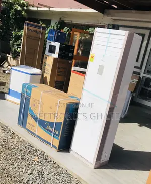 Sealed Fast 2.5 Horsepower Split Standing Floor Midea Ac