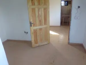 1bdrm Room & Parlour in Survivorestates, School Junction for rent