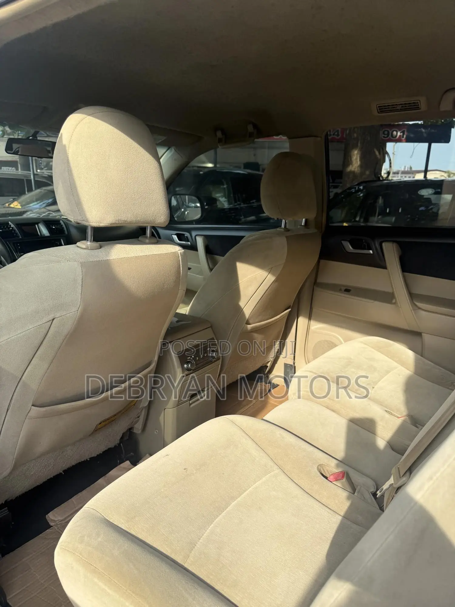 Toyota Highlander Plus 2.7L 2WD 2013 White