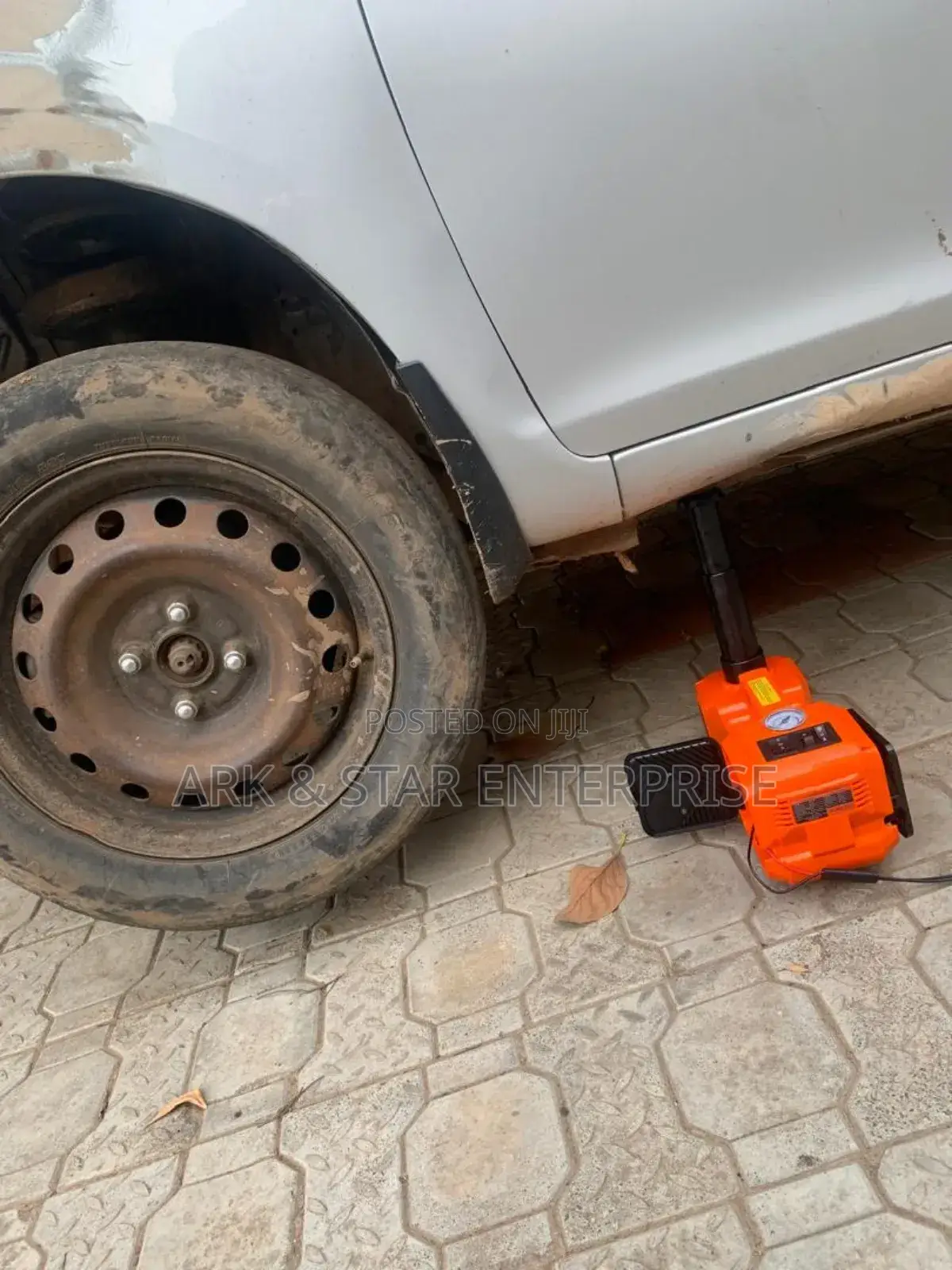 Electric Car Jack