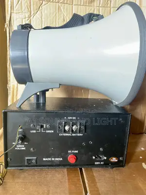 Maxx on Pm-99 Rechargeable Megaphone
