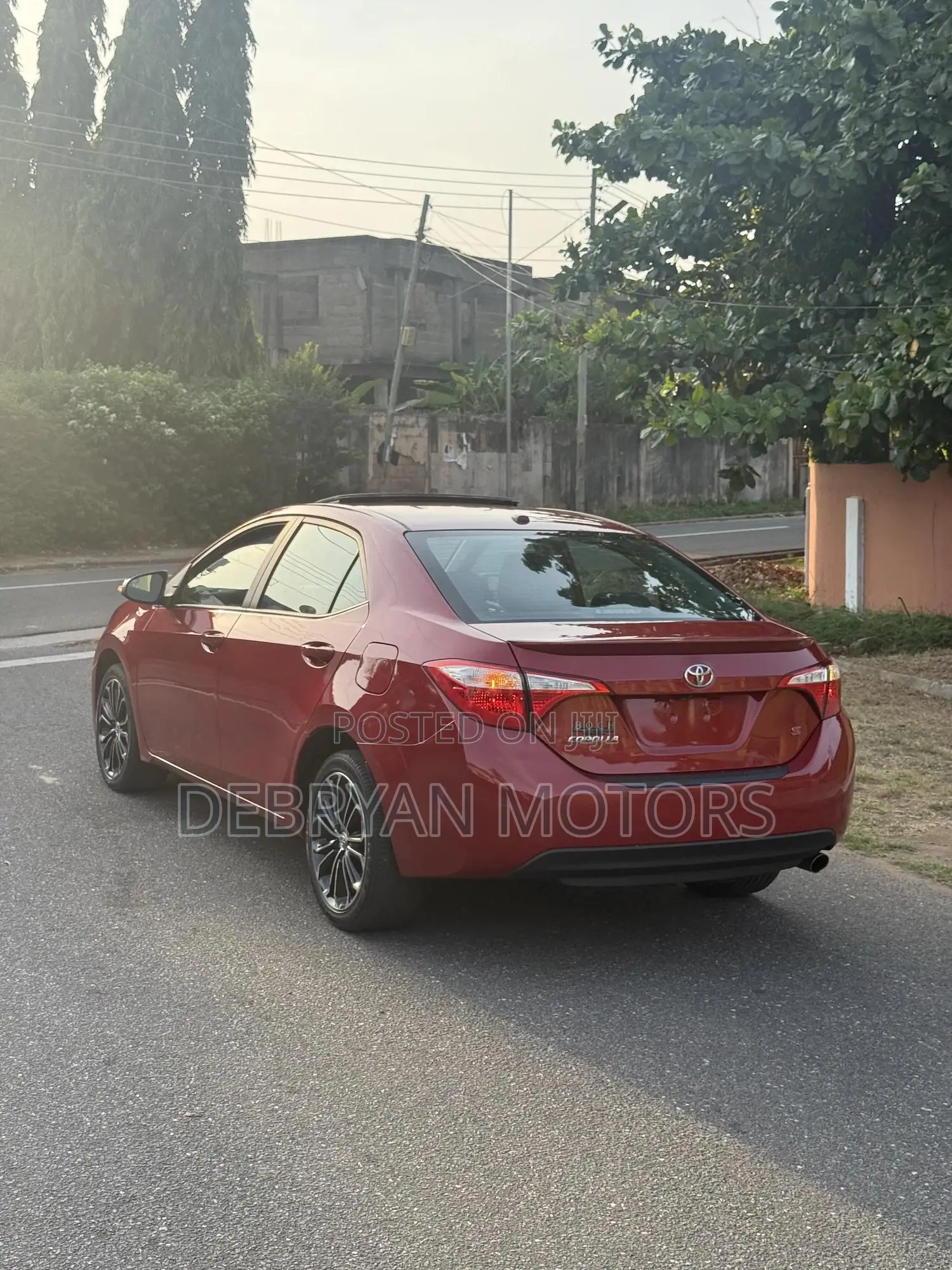 Toyota Corolla S Premium 4dr Sedan (1.8L 4cyl CVT) 2015 Red