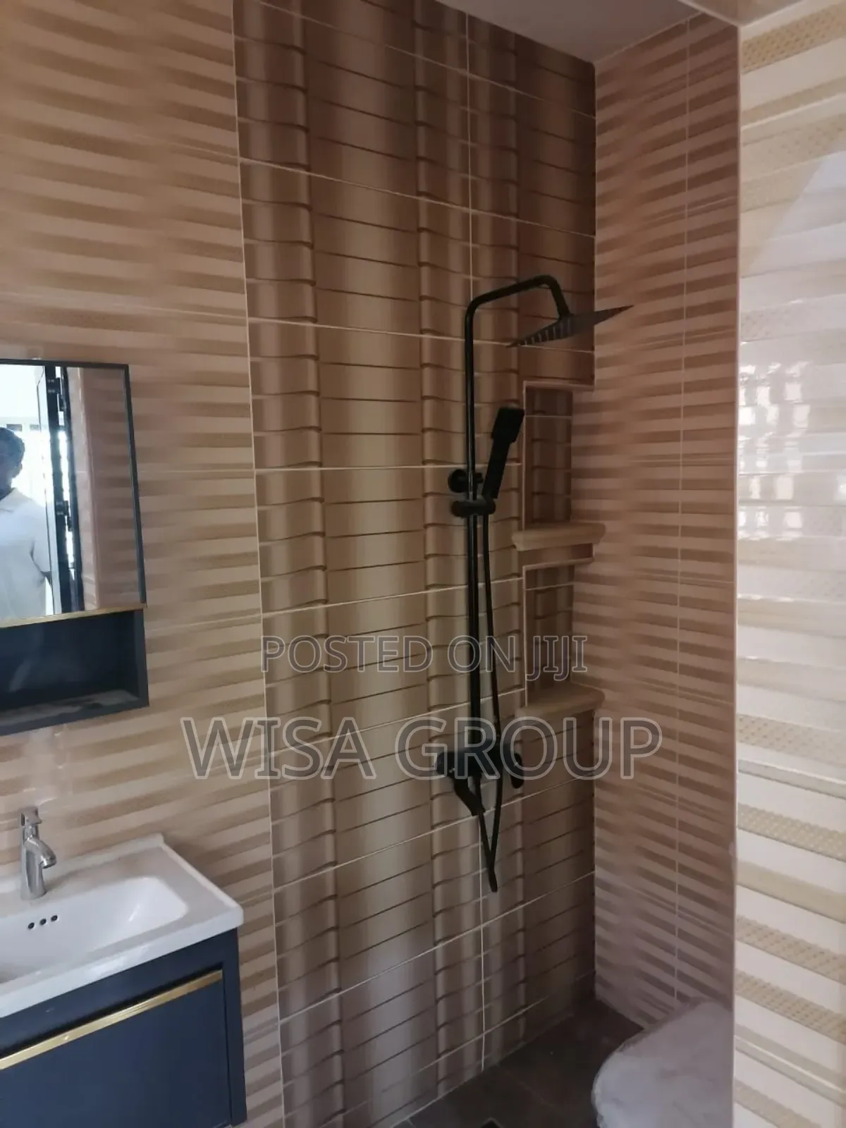 5bdrm Duplex in Wisa Group, Accra Metropolitan for rent