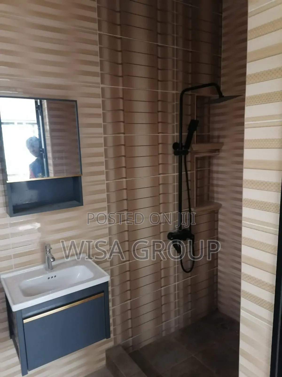 5bdrm Duplex in Wisa Group, Accra Metropolitan for rent