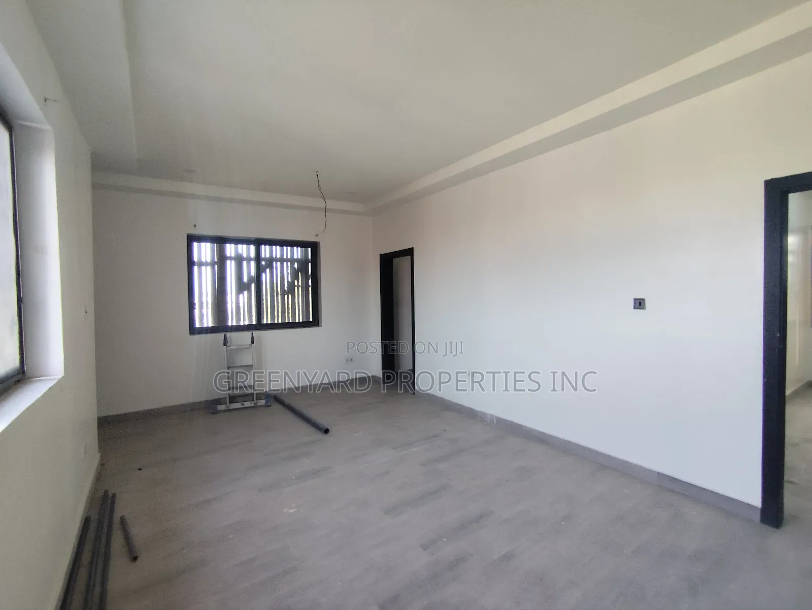 2bdrm Apartment in Flyover, East Legon for rent