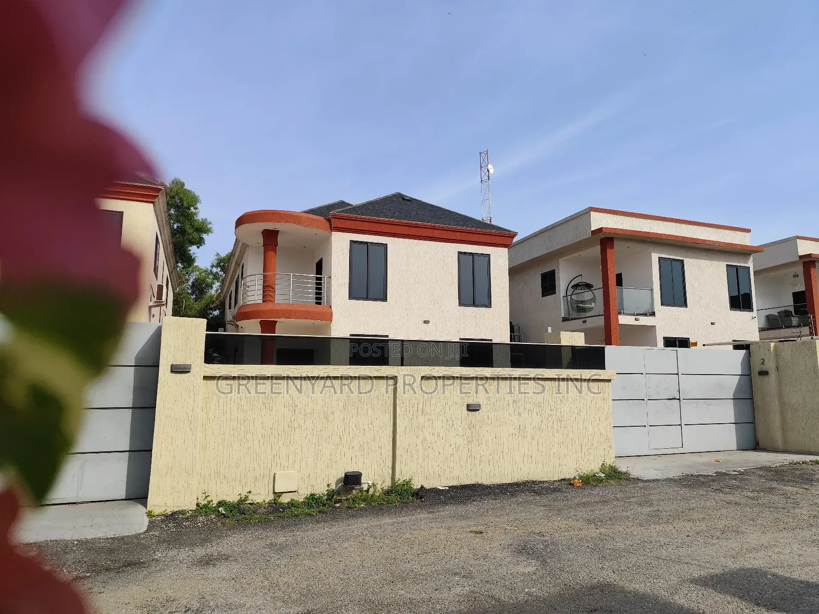 5bdrm House in American House, East Legon for sale