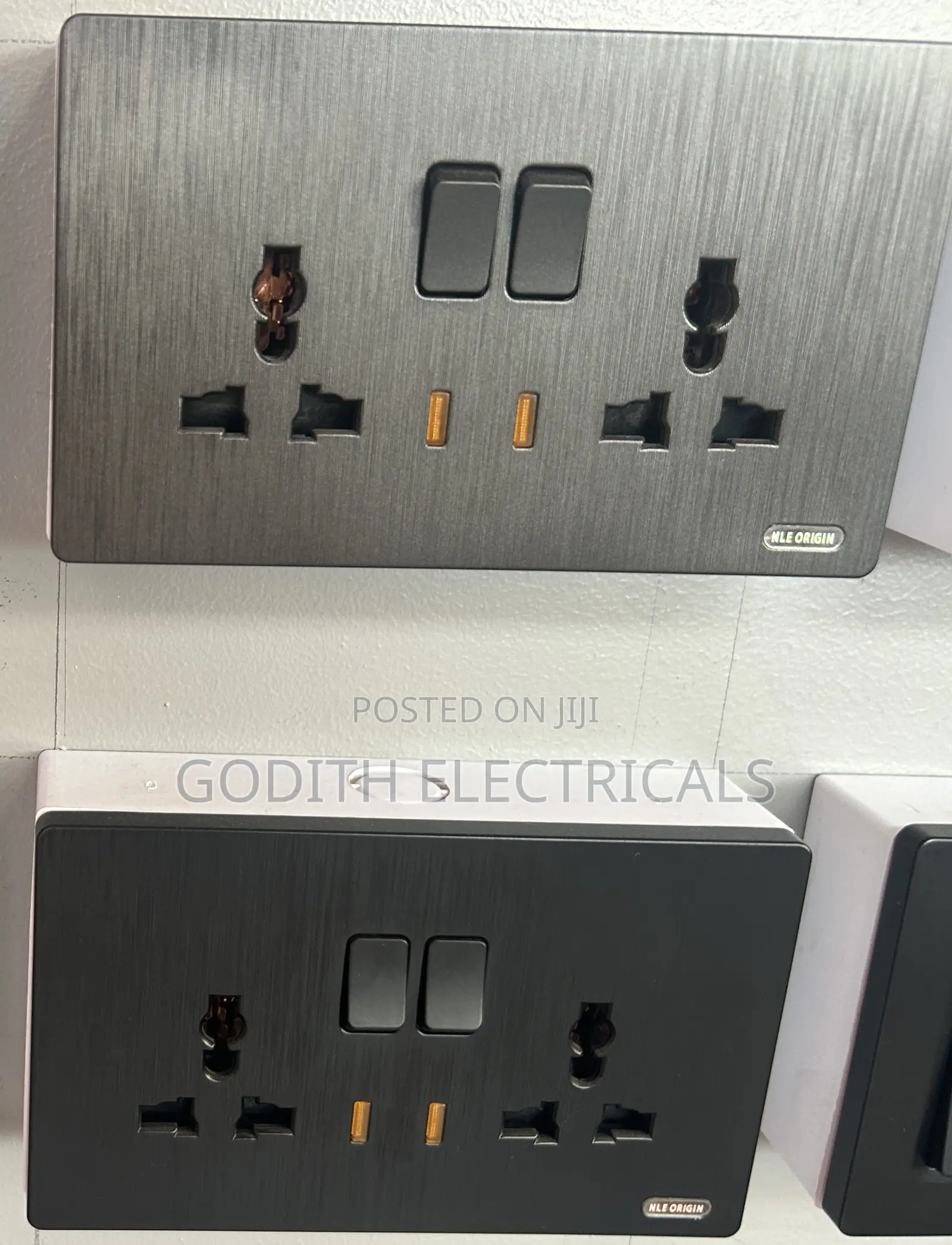 13a Multi Switched Double Socket With Neon
