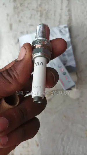Volkswagen Touareg 2013-16 Spark Plugs. Original.