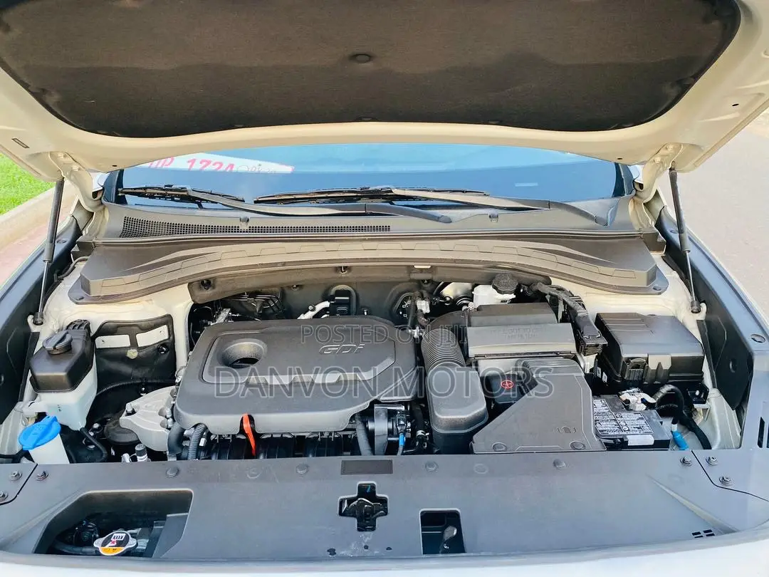 Hyundai Santa Fe SE 2.4 AWD 2020 Silver
