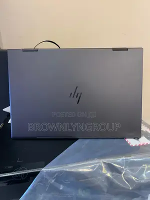New Laptop HP Envy 15 12GB AMD Ryzen 5 SSD 256GB