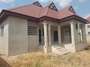 5bdrm House in Fawoade Bampenase, Kumasi Metropolitan for sale