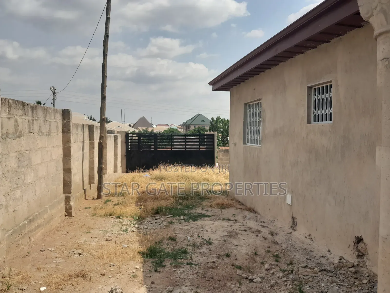 5bdrm House in Fawoade Bampenase, Kumasi Metropolitan for sale