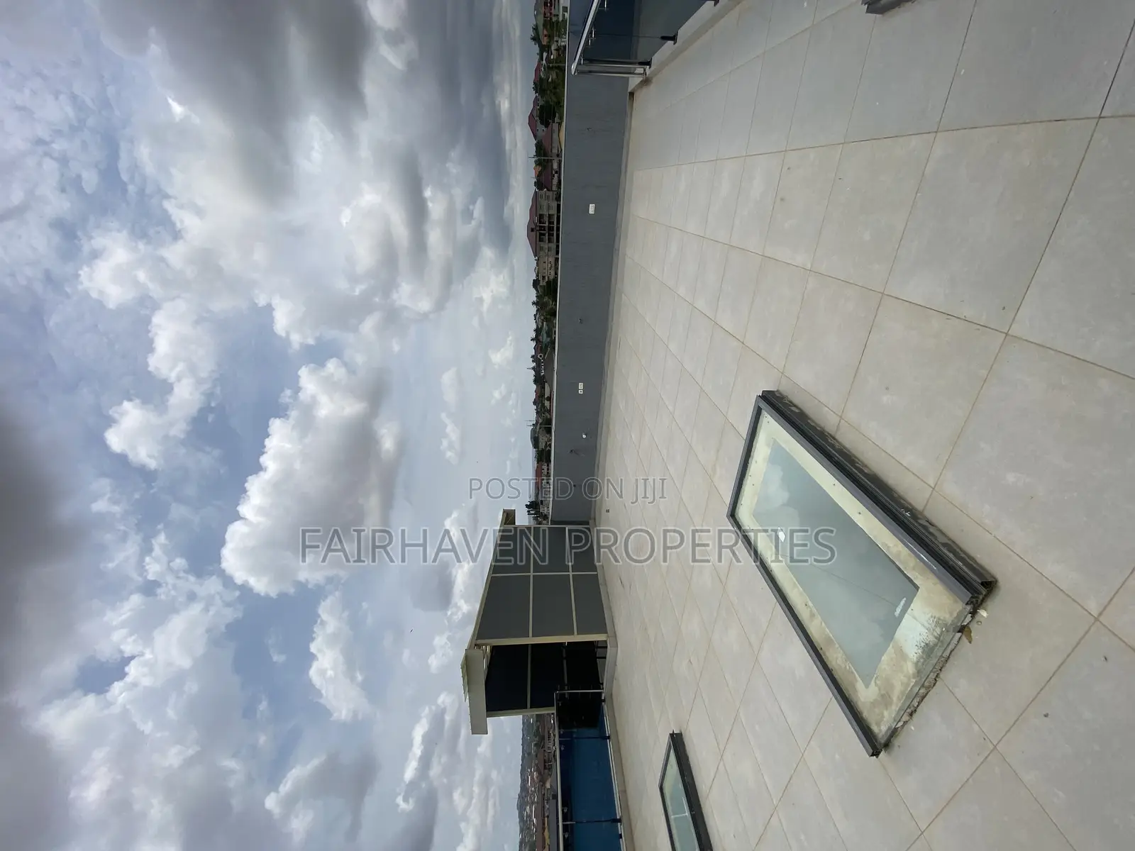 1bdrm Penthouse in Pokuase, Achimota for rent