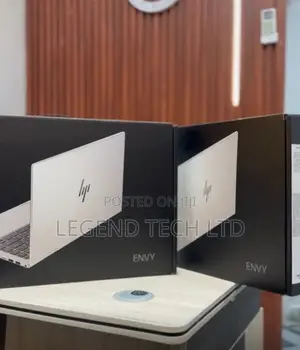New Laptop HP Envy 15-ep0xxx 8GB Intel Core i5 SSD 512GB