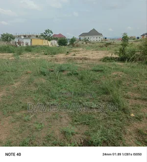 Half Plots, At Lashibi, Emef