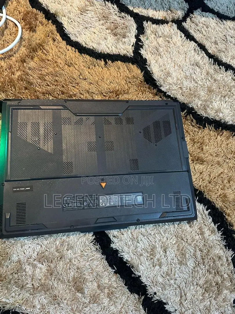 Laptop Asus TUF Gaming F16 16GB Intel Core i7 SSHD (Hybrid) 1T