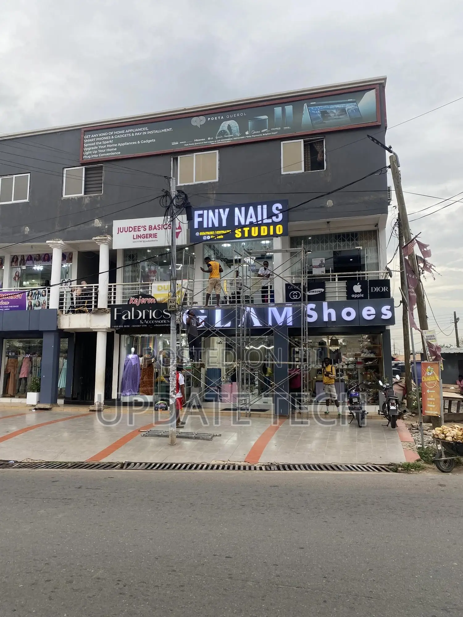 Finy Nails 3d Signage