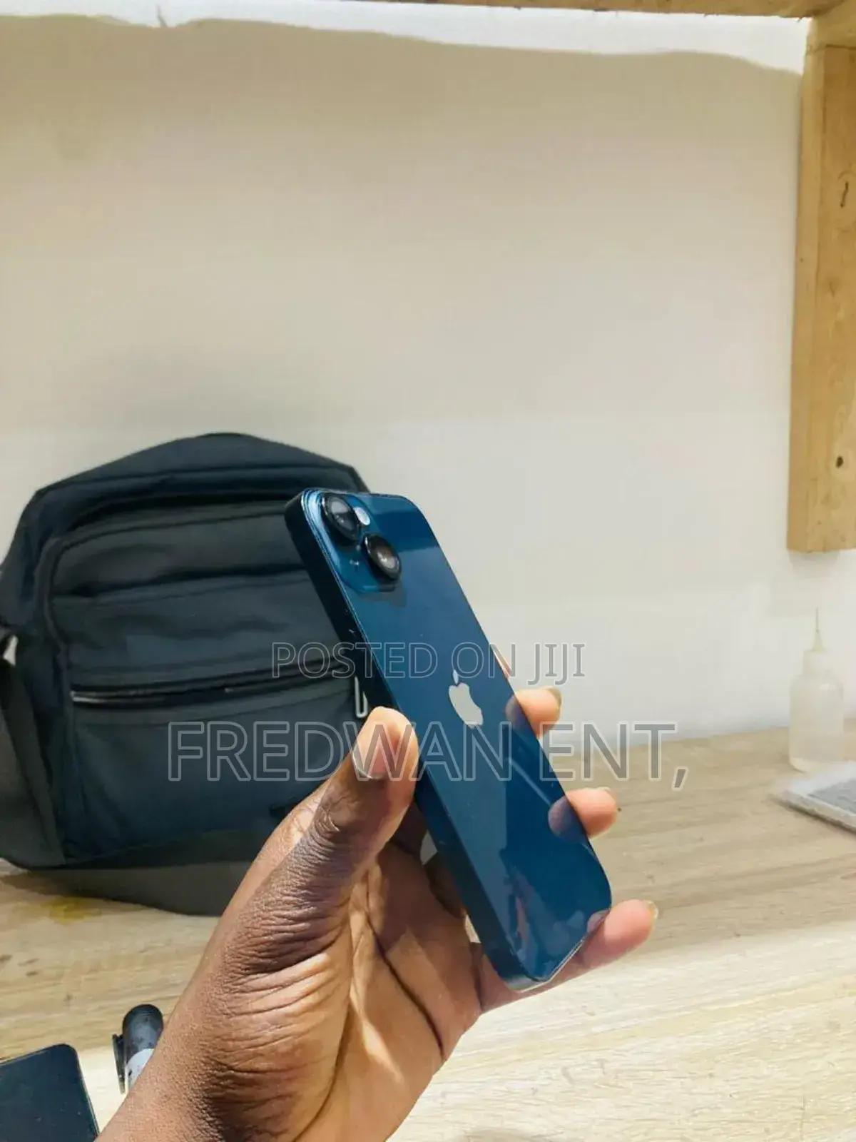 Apple iPhone 11 64 GB Gray