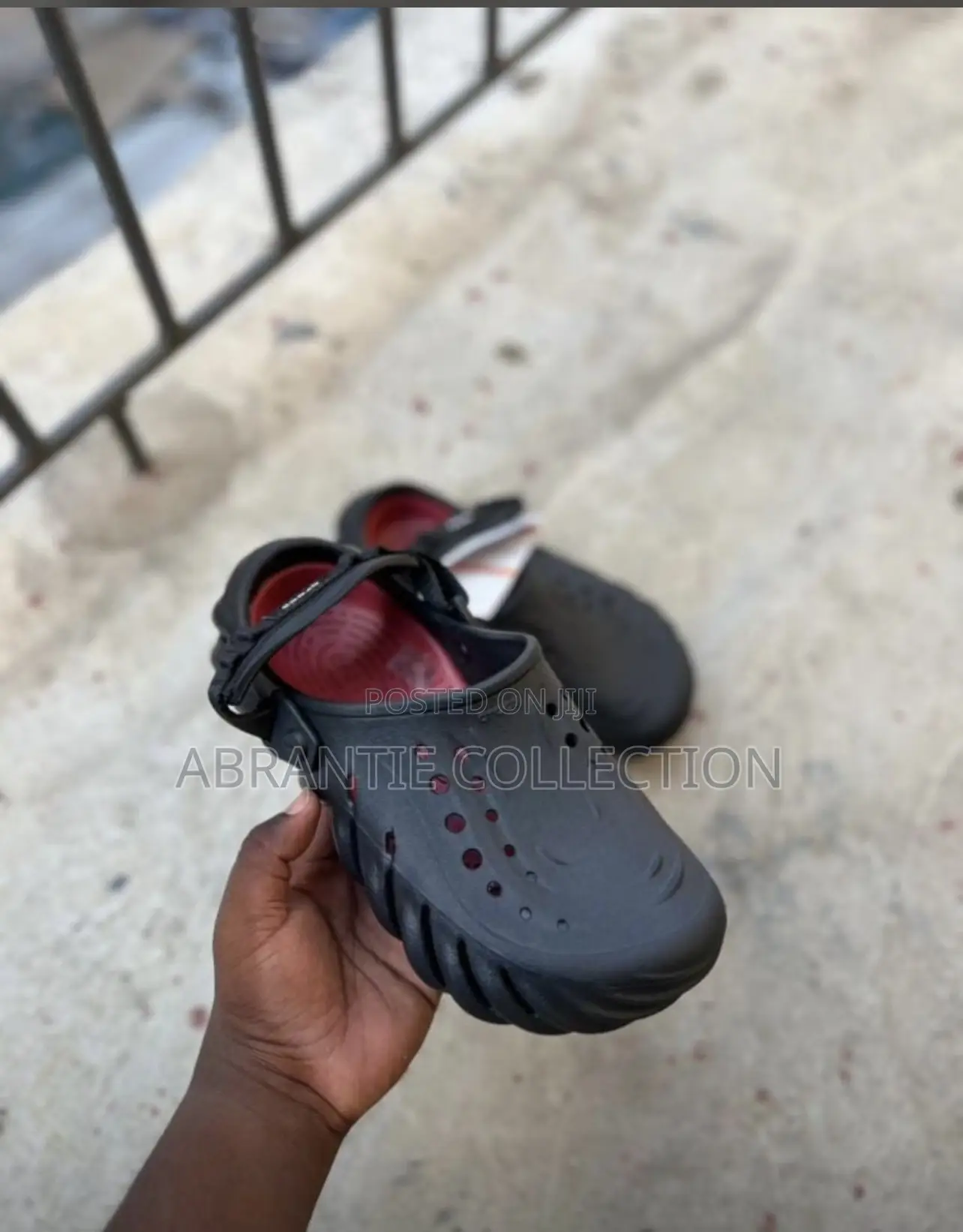 Crocs Echo Slides