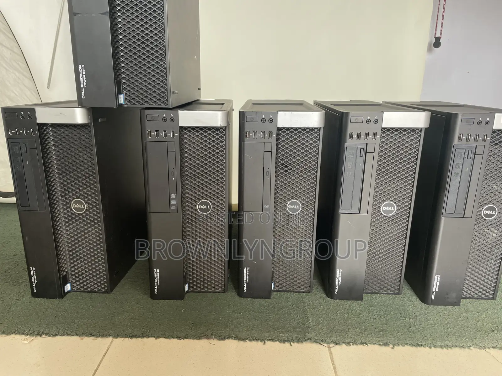 Server 24GB Intel Xeon HDD+SSD 2T