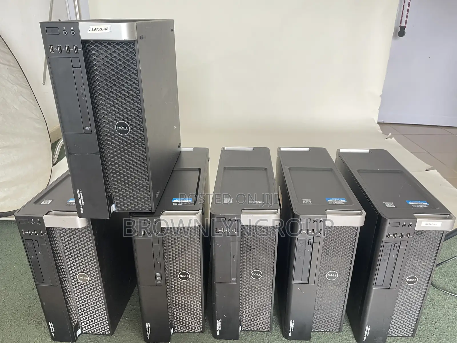 Server 24GB Intel Xeon HDD+SSD 2T