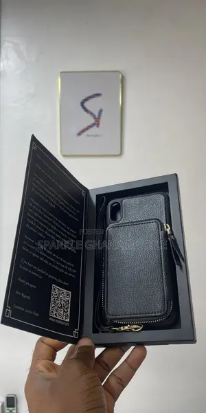 iPhone Xs Max Card Holder Case