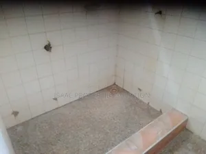 2bdrm Apartment in Isaac Properties, Takoradi for rent