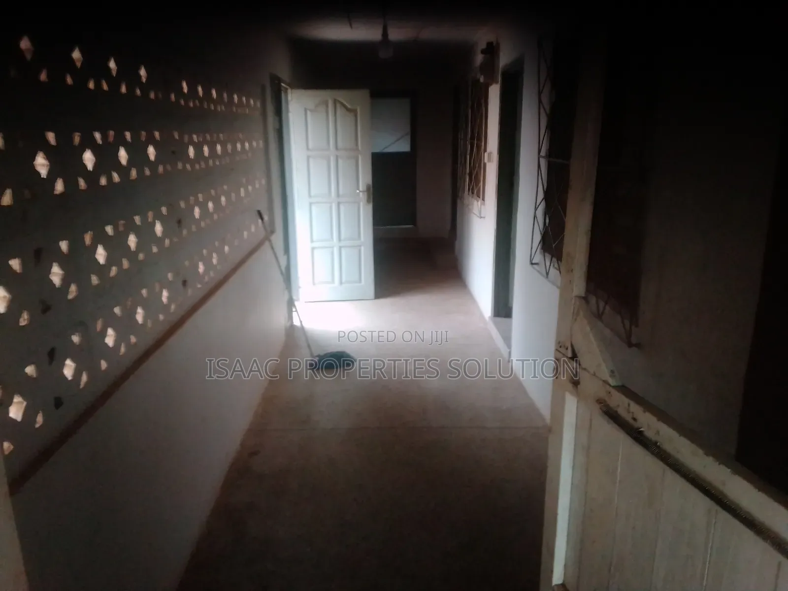 2bdrm Apartment in Isaac Properties, Takoradi for rent
