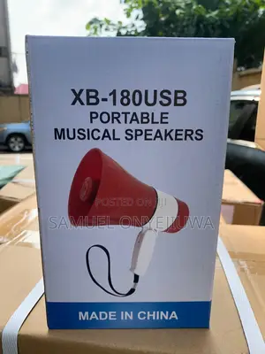 Portable Megaphone With Bluetooth and Usb (Xb-180usb)