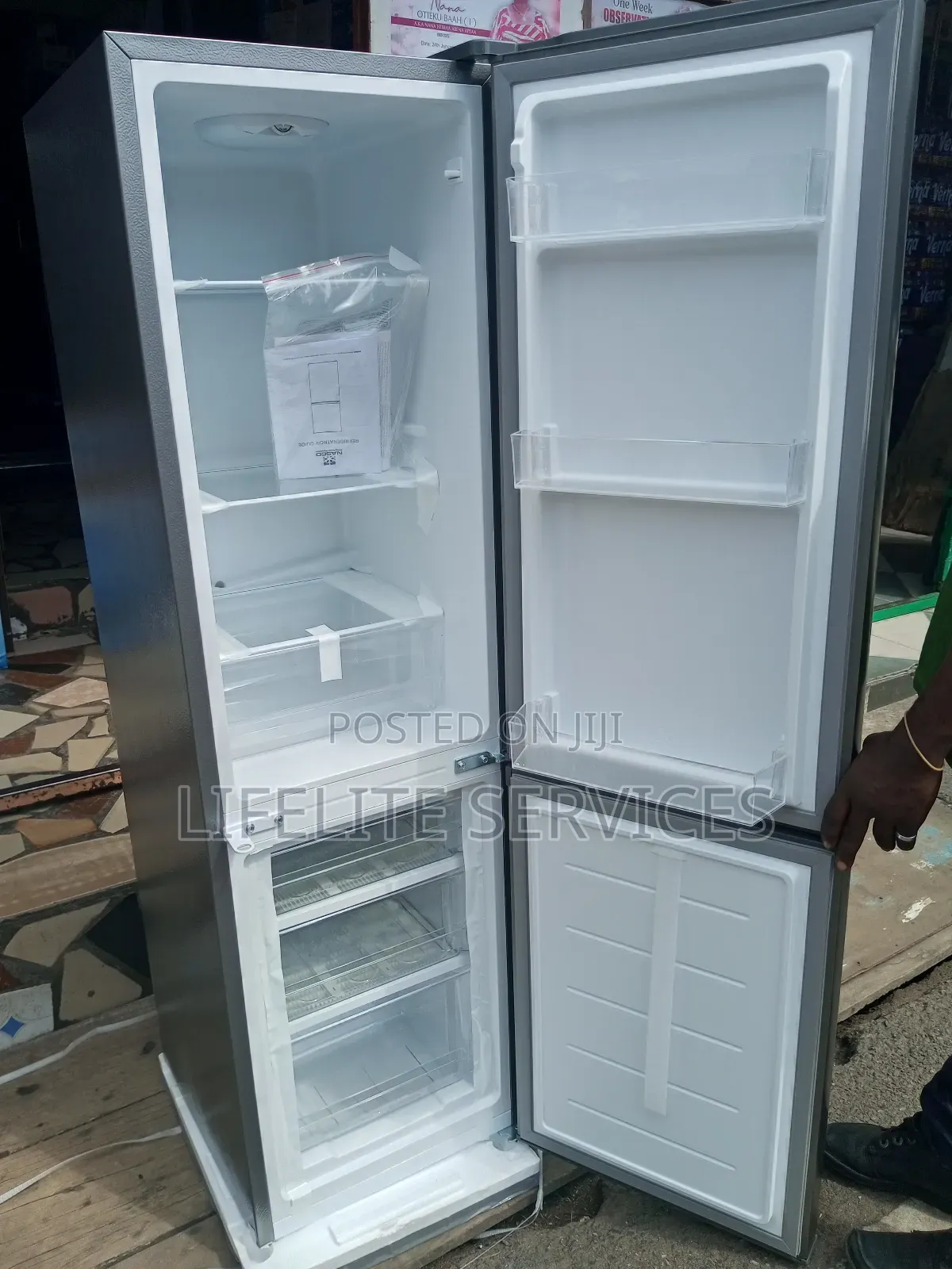 3 Star Nasco Refrigerator 170 Litres