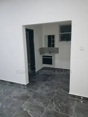 5bdrm House in Labone Accra for rent