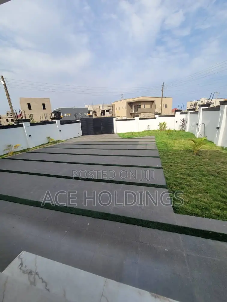 4bdrm House in Tse Addo, Tseaddo for sale