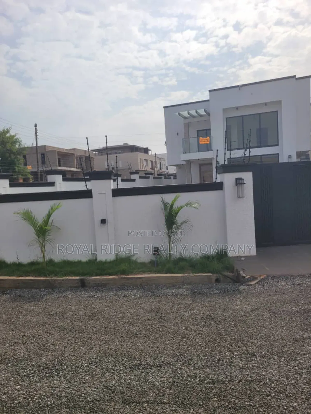 4bdrm House in Tseaddo, Accra Metropolitan for sale