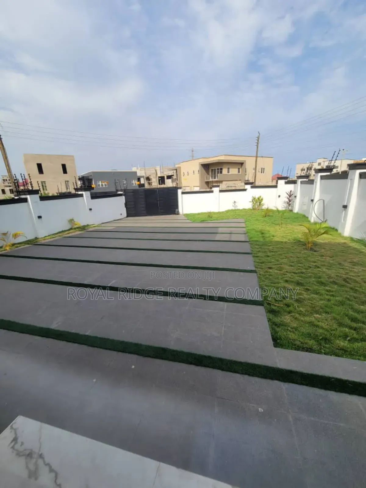 4bdrm House in Tseaddo, Accra Metropolitan for sale