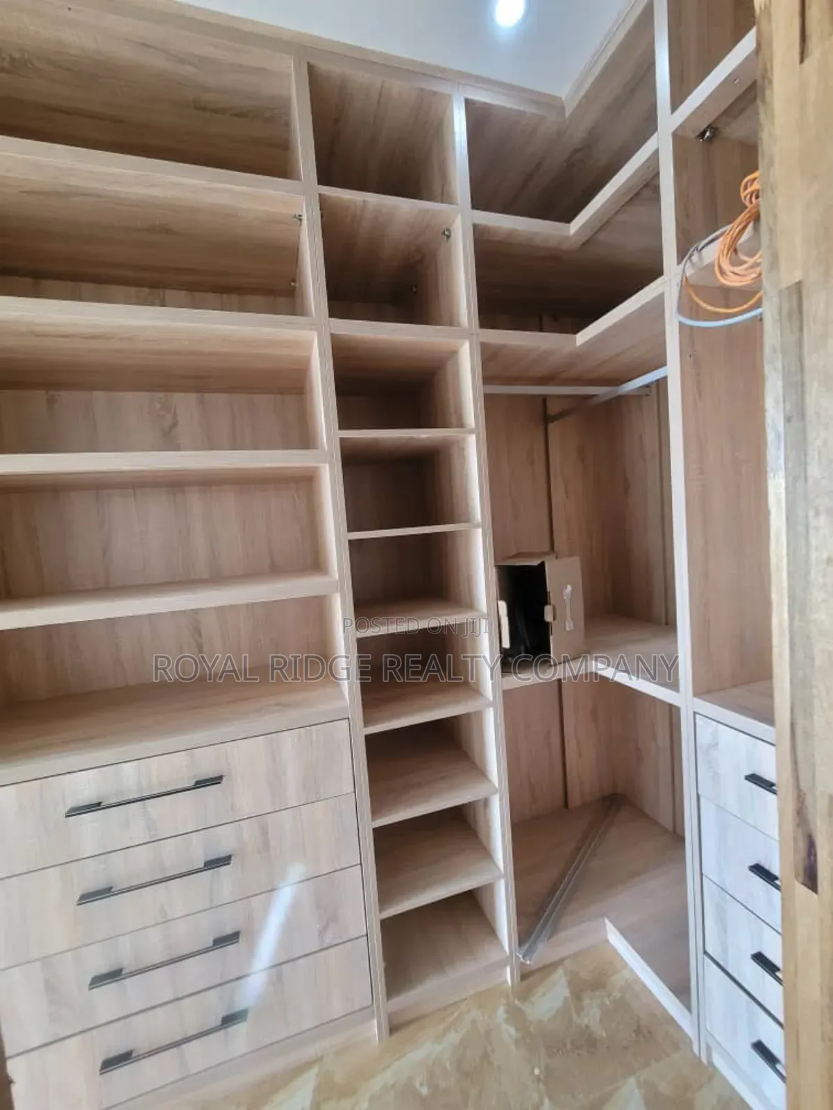 4bdrm House in Tseaddo, Accra Metropolitan for sale