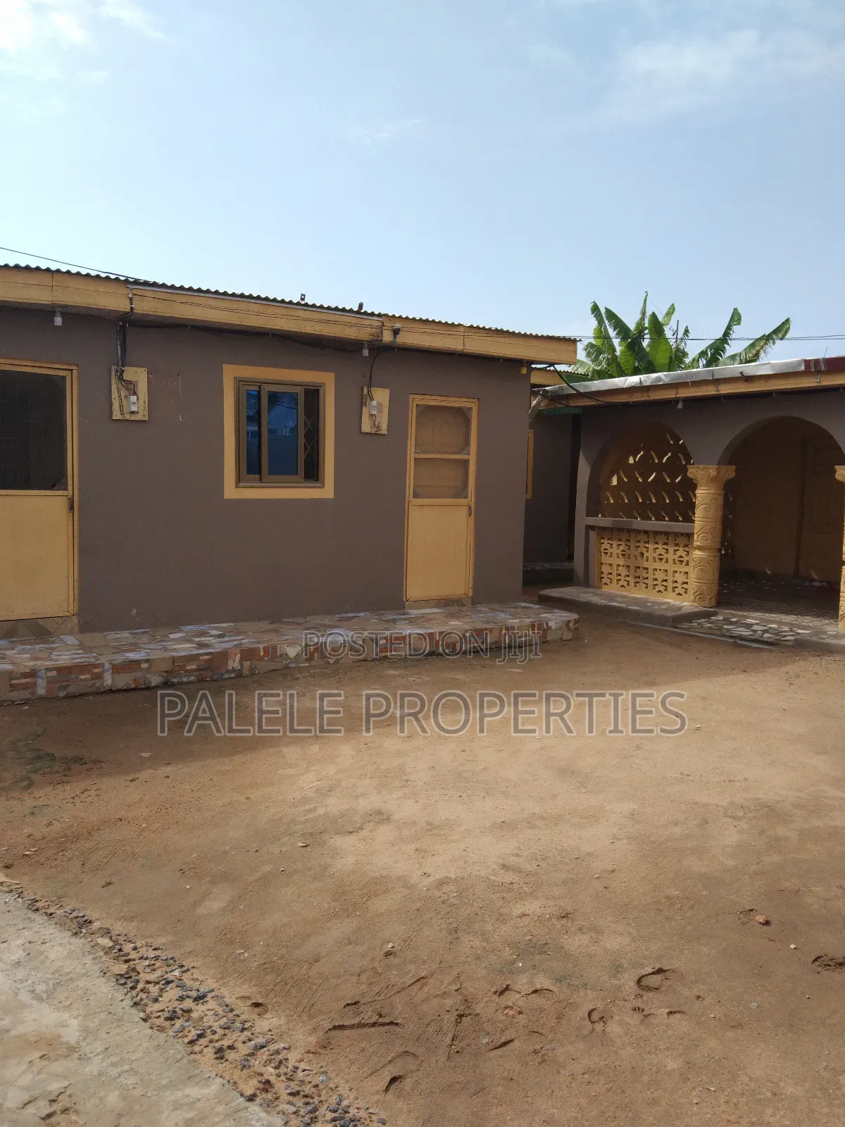 1bdrm House in Dansoman Last Top for rent
