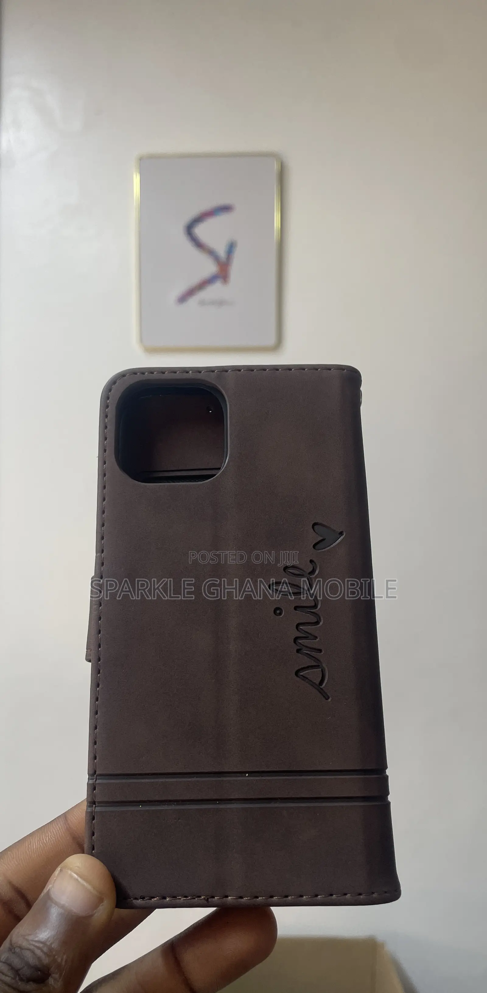 iPhone 13 Brown Smile Case