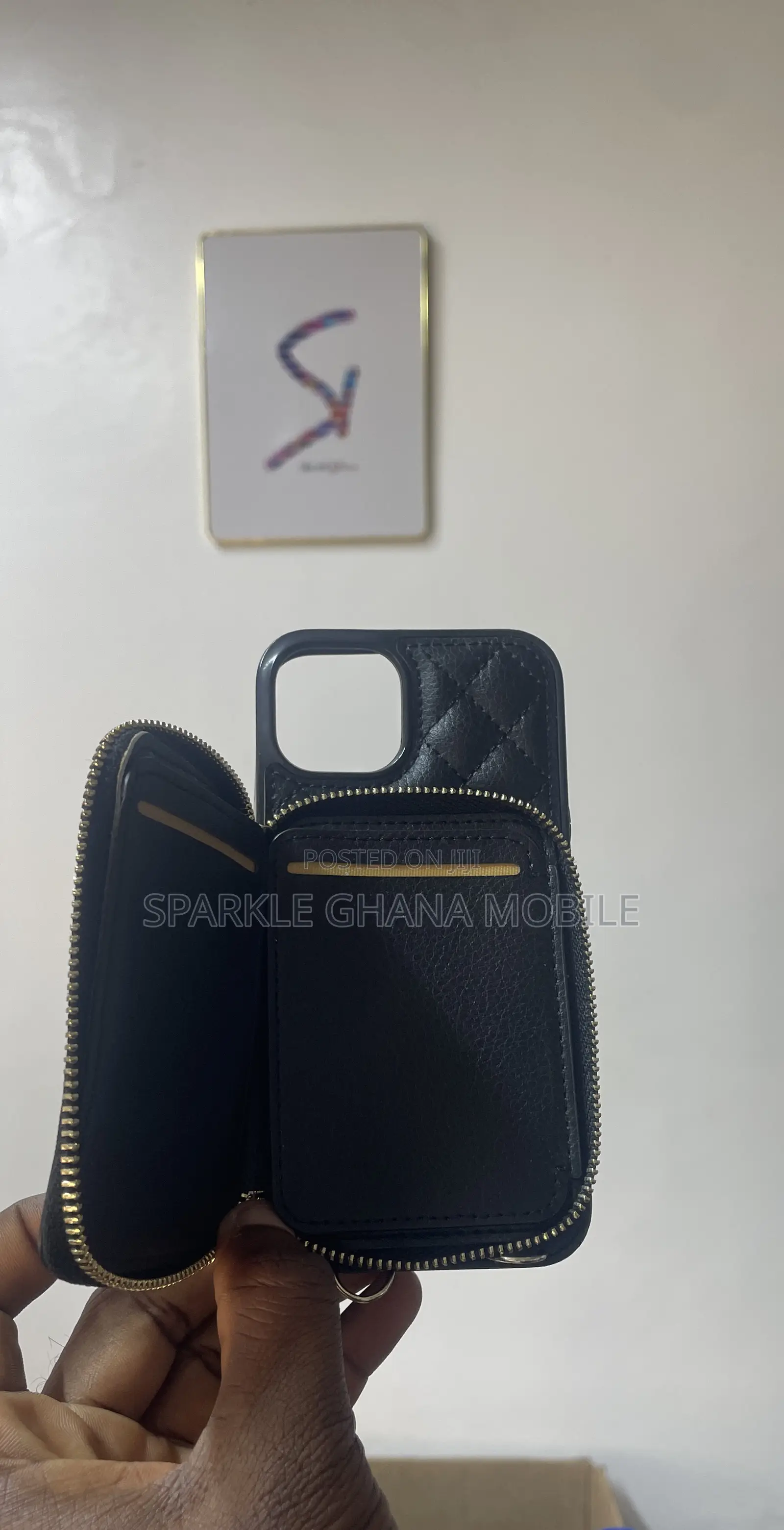 iPhone 13 Crossbody Case