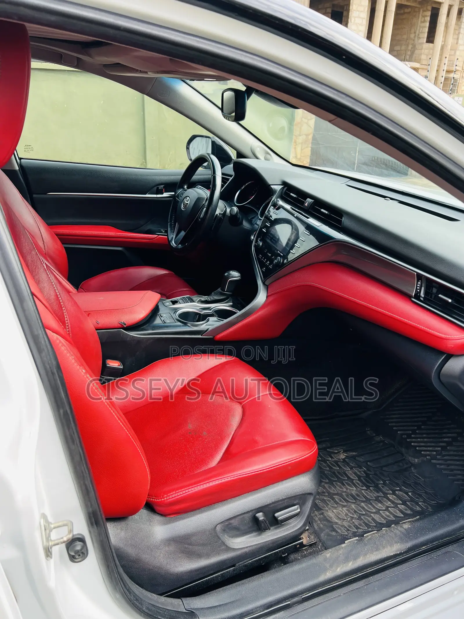 Toyota Camry XSE FWD 2020 White