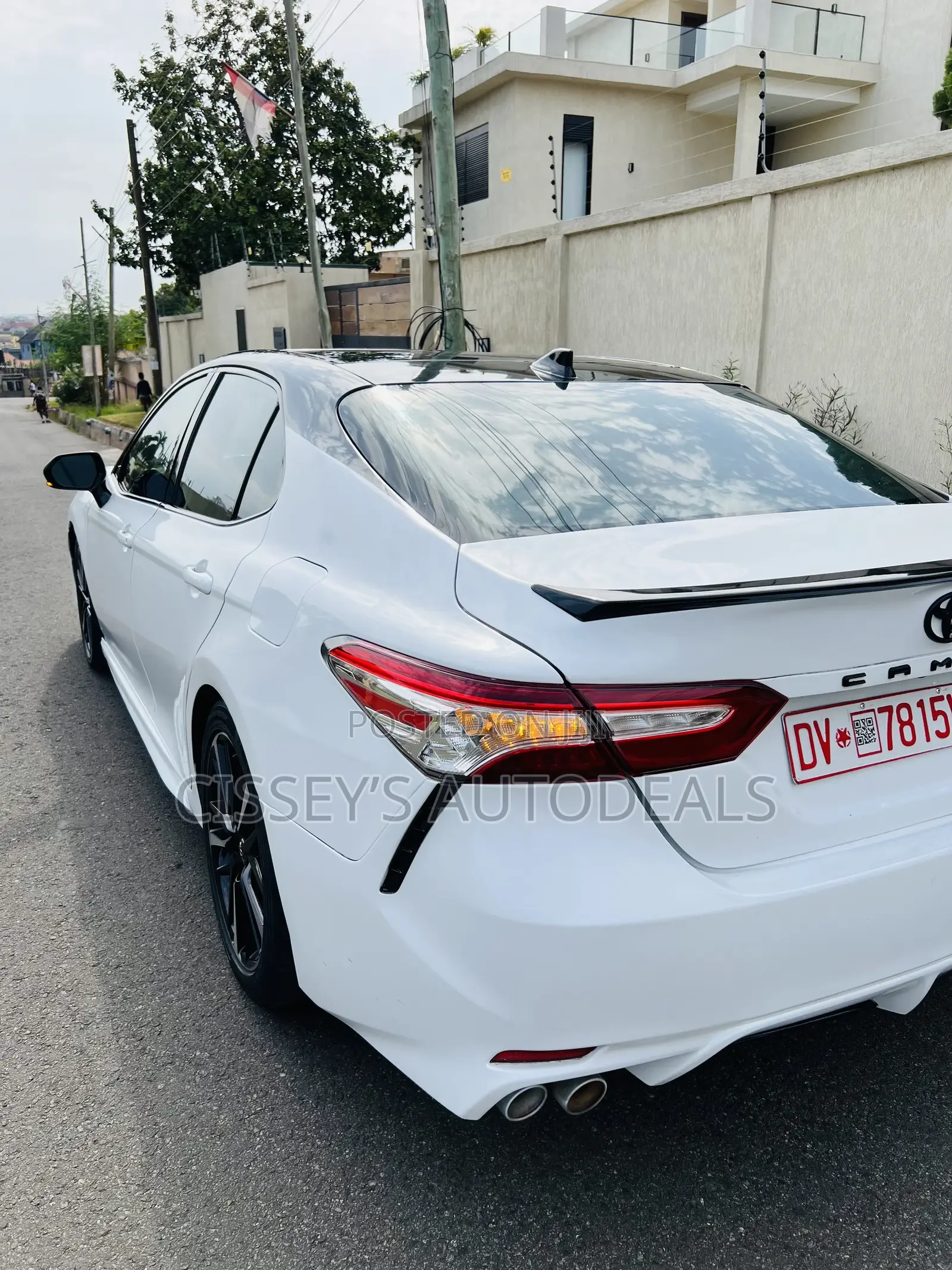 Toyota Camry XSE FWD 2020 White