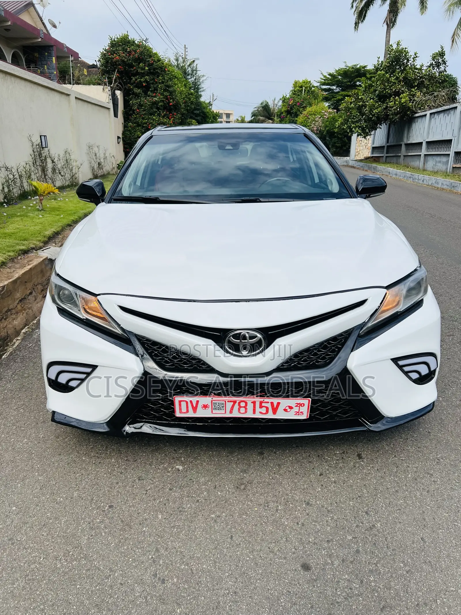 Toyota Camry XSE FWD 2020 White
