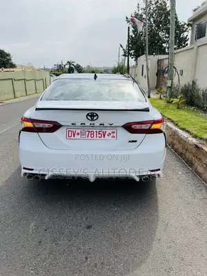 Toyota Camry XSE FWD 2020 White
