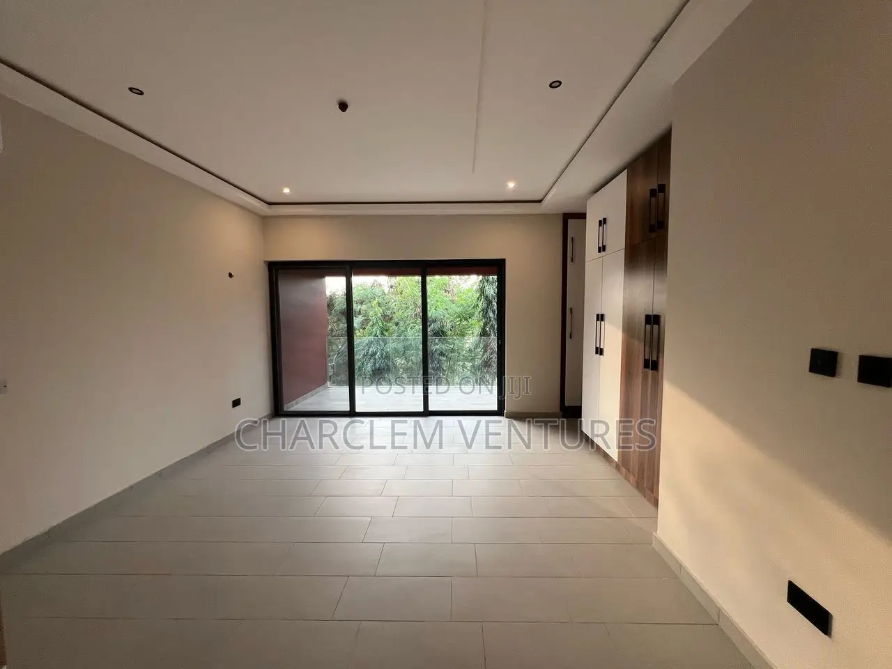 3bdrm Townhouse/Terrace in Charclem Ventures, Tema Metropolitan