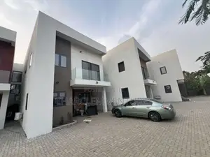 3bdrm Townhouse/Terrace in Charclem Ventures, Tema Metropolitan