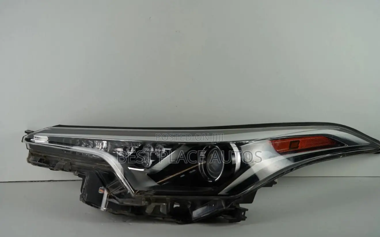Toyota CRH 2017-2020 Headlight