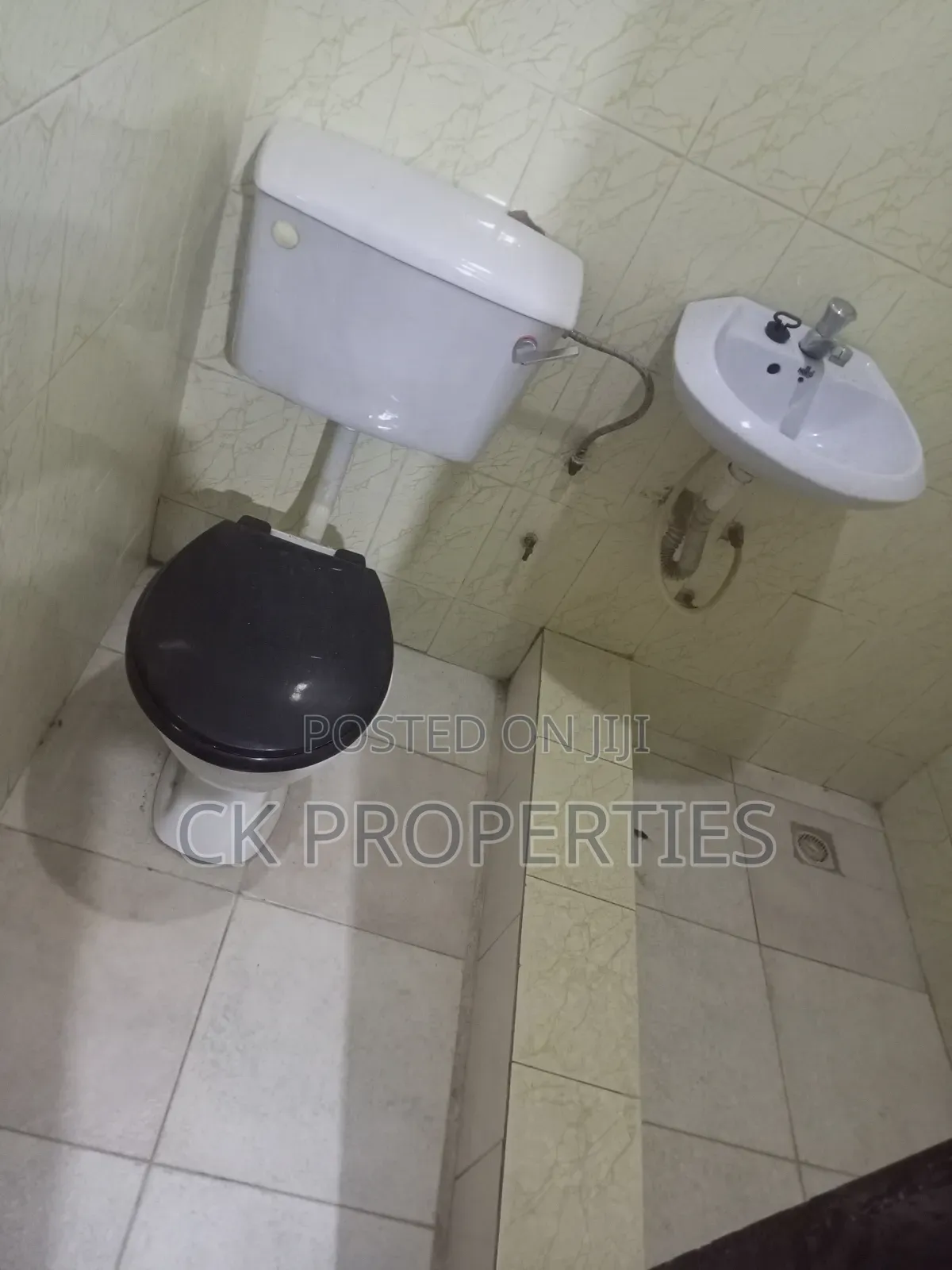 Mini Flat in Haatso for rent